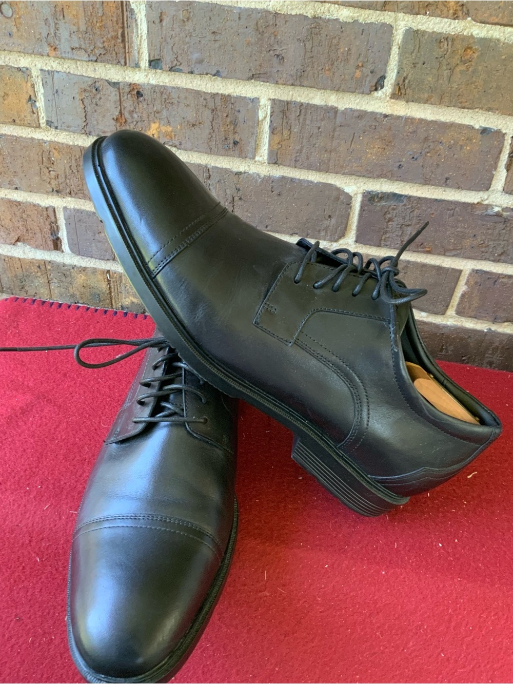 Men's Black Leather Lace-Up Derby Dress Shoes